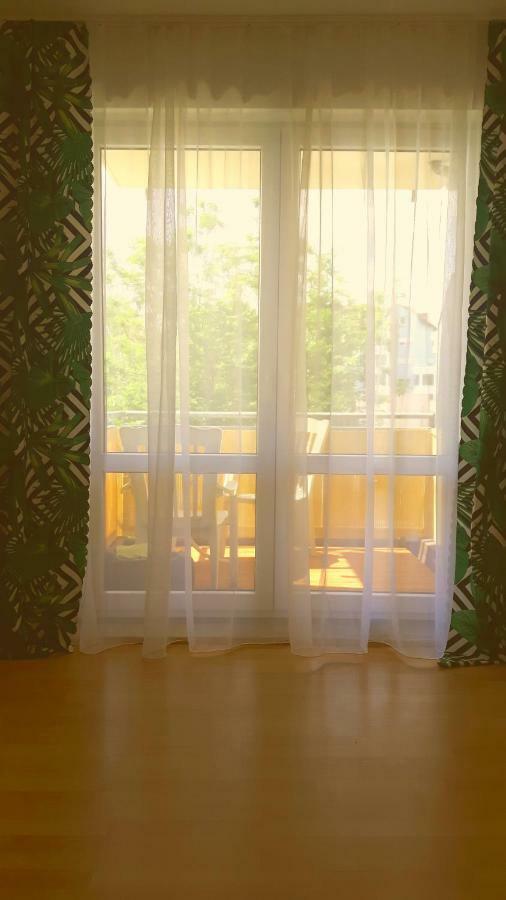 Schoene Ferienwohnung. Naehe Playmobil Und Messe Nbg Fürth エクステリア 写真