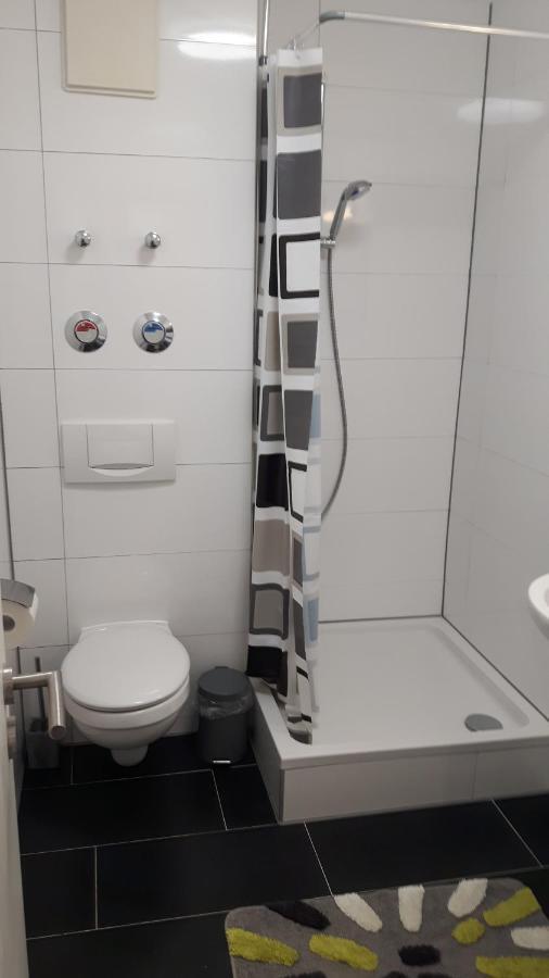 Schoene Ferienwohnung. Naehe Playmobil Und Messe Nbg Fürth エクステリア 写真
